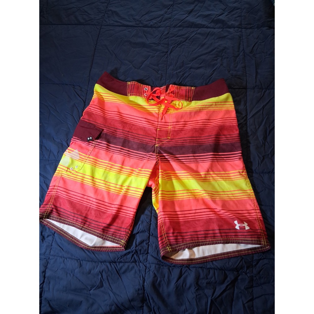Under Armour Mens HeatGear Board Shorts Red Orange Striped Swim Trunks Size 34
